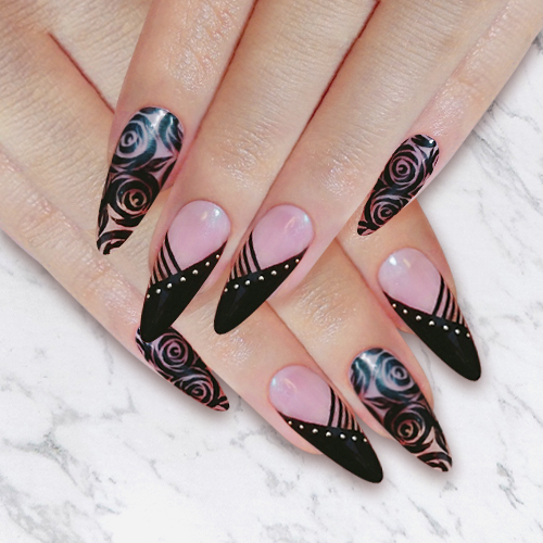 モードブラックローズネイル